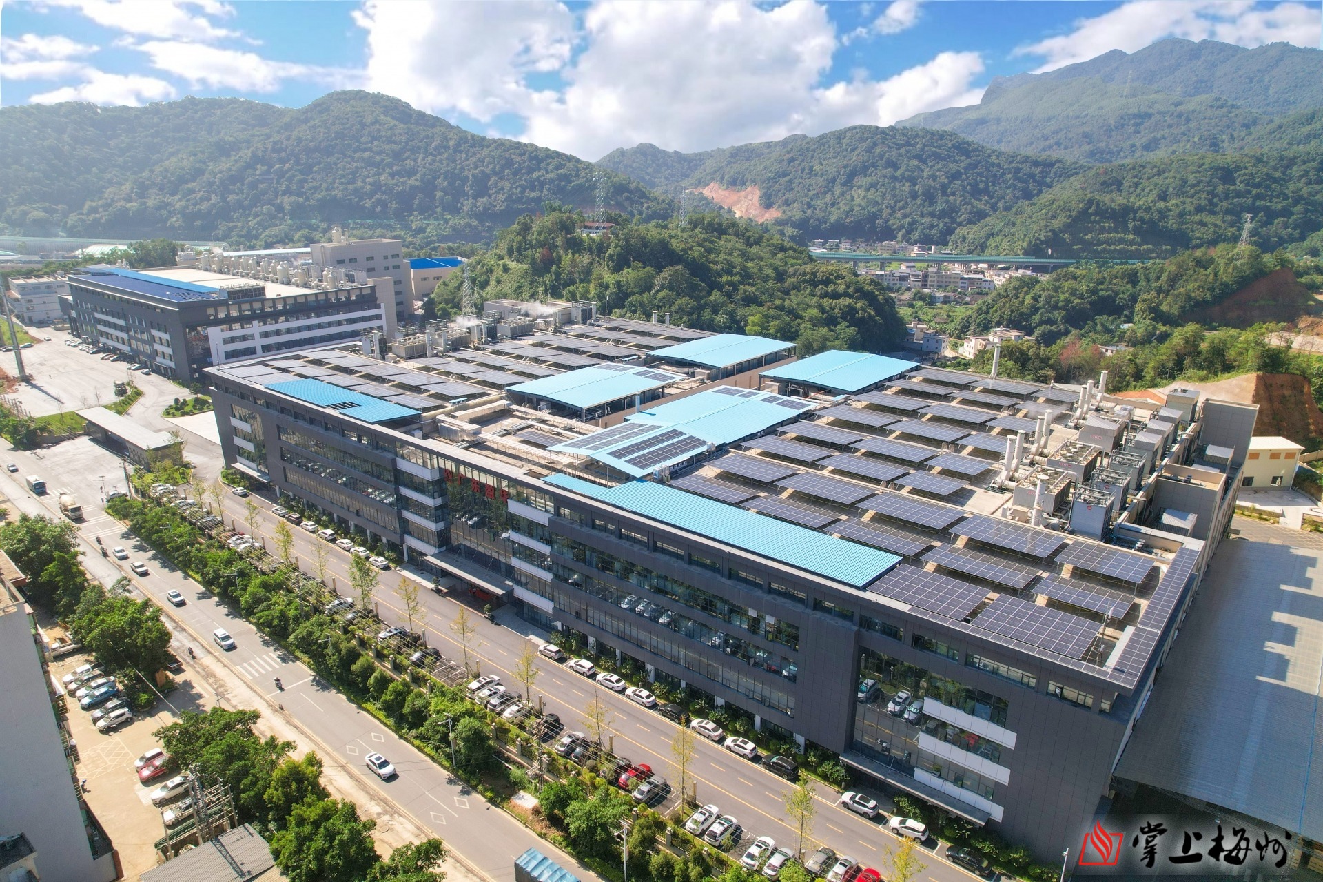 深耕铜箔创佳绩 向“新”而行促蝶变——记全国工业和信息化系统先进集体广东乐鱼页面在线登录-乐鱼(中国)电子科技有限乐鱼页面在线登录-乐鱼(中国)
